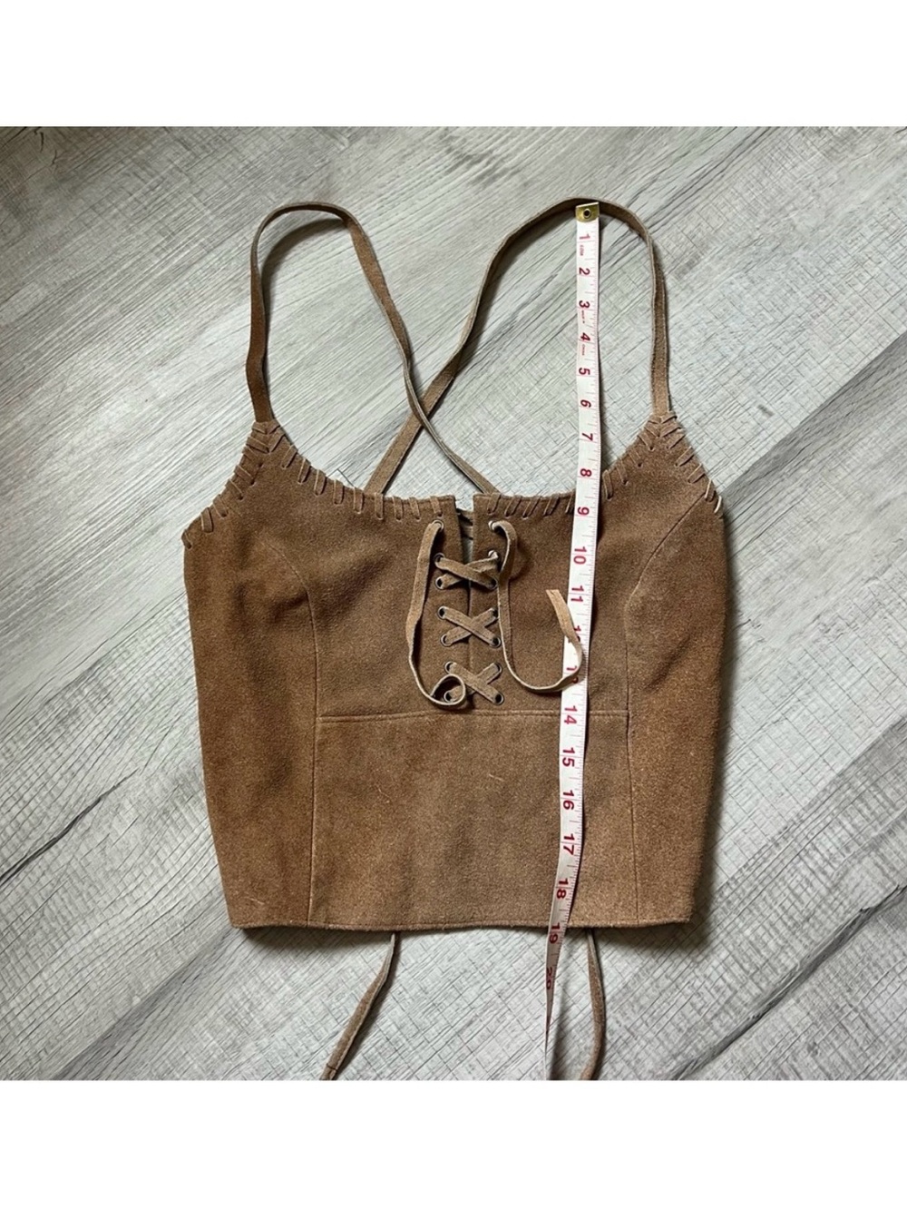 VINTAGE SUEDE CROSS CROP LACE UP TANK TOP CROSSBACK TIE BACK SIZE MEDIUM - Picture 5 of 7
